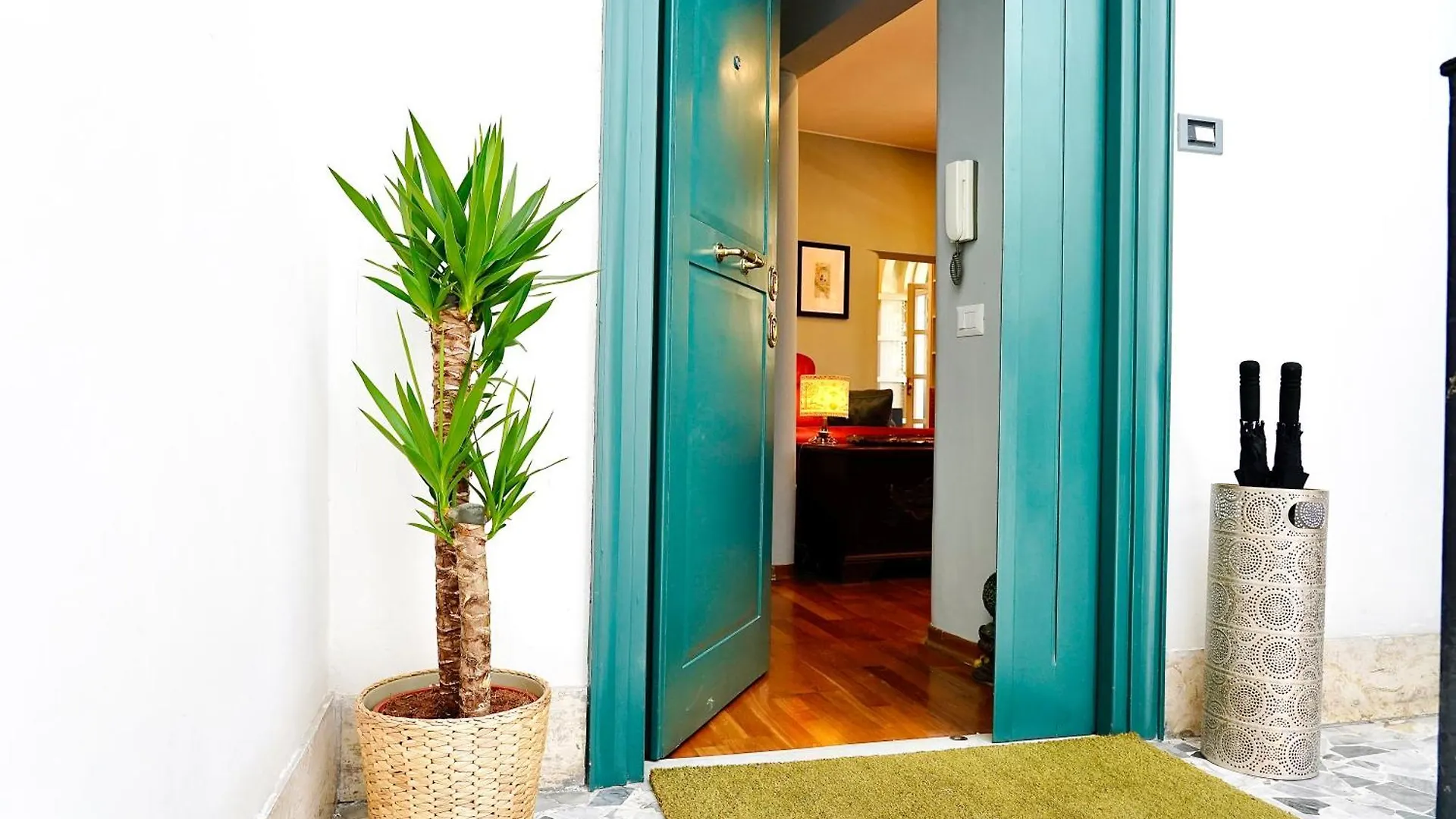 77 Scalini - Pantheon - Roma Apartment