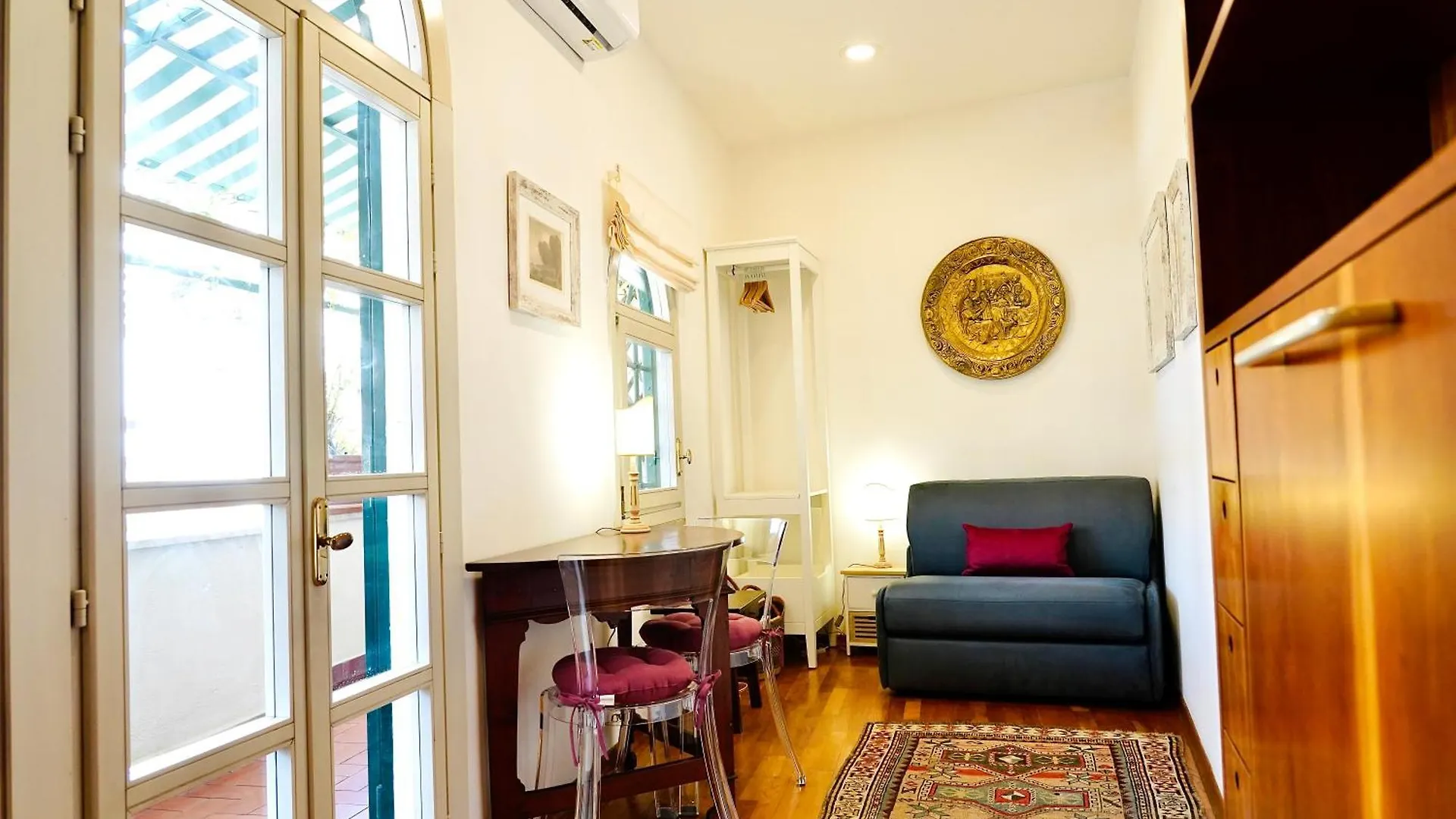 77 Scalini - Pantheon - Roma Apartment  Rome